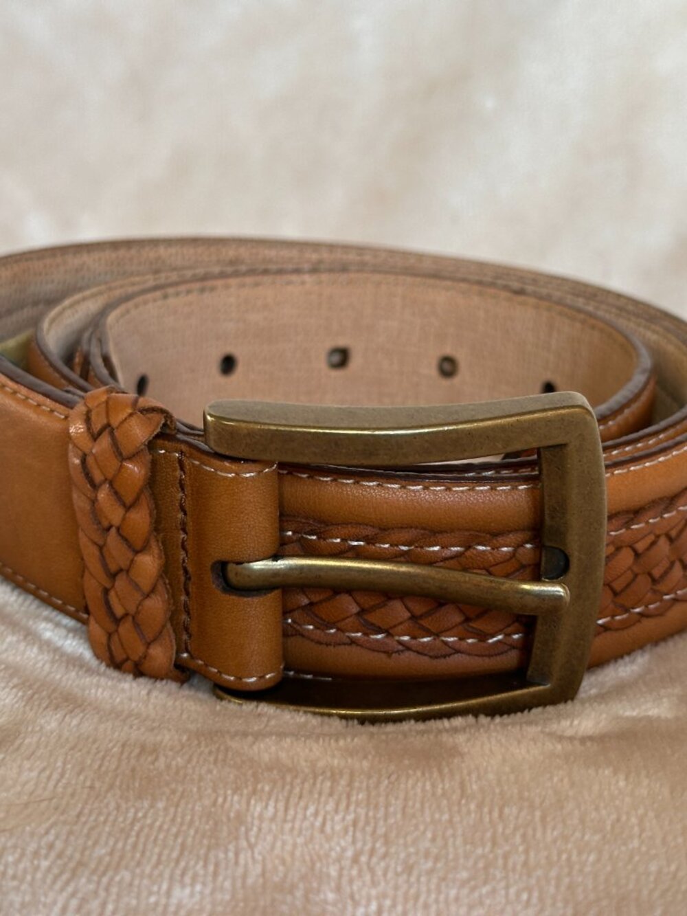 Tommy Bahama Brass Buckle Basketweave Textured Genuine Grain Leather Belt Men 38